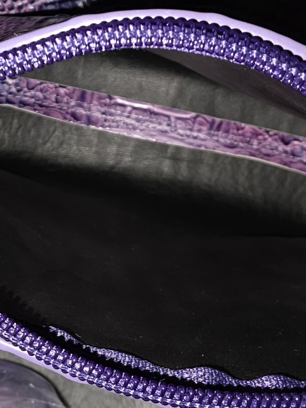 NWOT Purple/Pink Ombre Croc-Embossed 3-Piece Set - Tote, Purse, and Wristlet - Picture 7 of 13